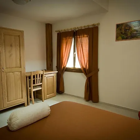 Pensión Paesemio Di Bolzoni Maria Graziella