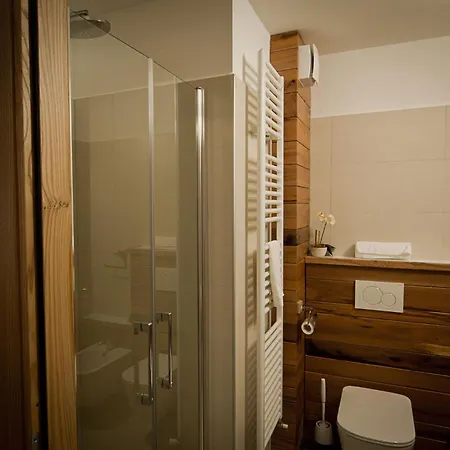 Paesemio Di Bolzoni Maria Graziella Pensión Cervarezza