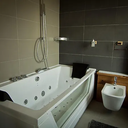 Paesemio Di Bolzoni Maria Graziella 3*