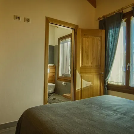 Paesemio Di Bolzoni Maria Graziella Pensión 3*