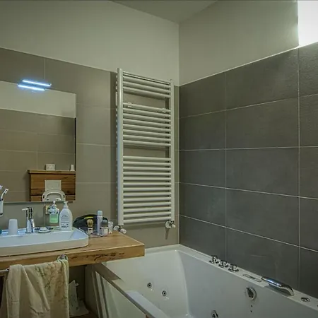 Pensión Paesemio Di Bolzoni Maria Graziella