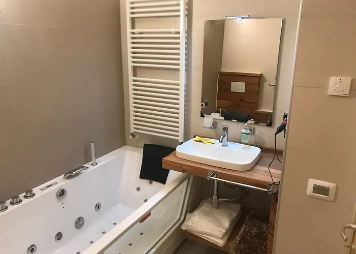 Paesemio Di Bolzoni Maria Graziella 게스트하우스 3*